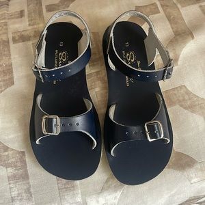 Saltwater sandals